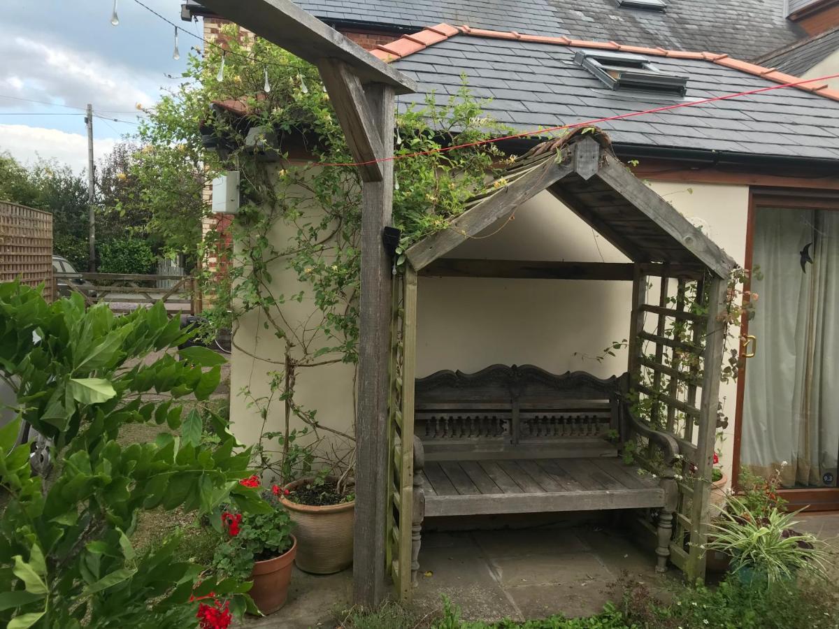 Primrose Villa Self Catering Bnb Monmouth Dış mekan fotoğraf